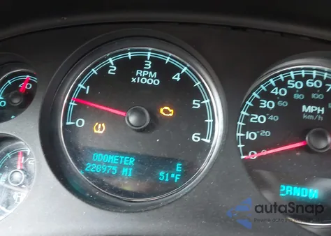 2010 Chevrolet Tahoe Lt из США, поврежденный, VIN 1GNMCBE3XAR226753